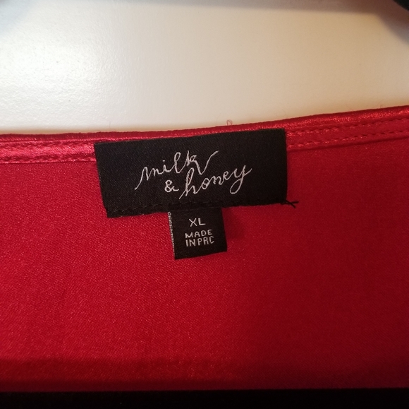 Red peplum blouse - Picture 3 of 4